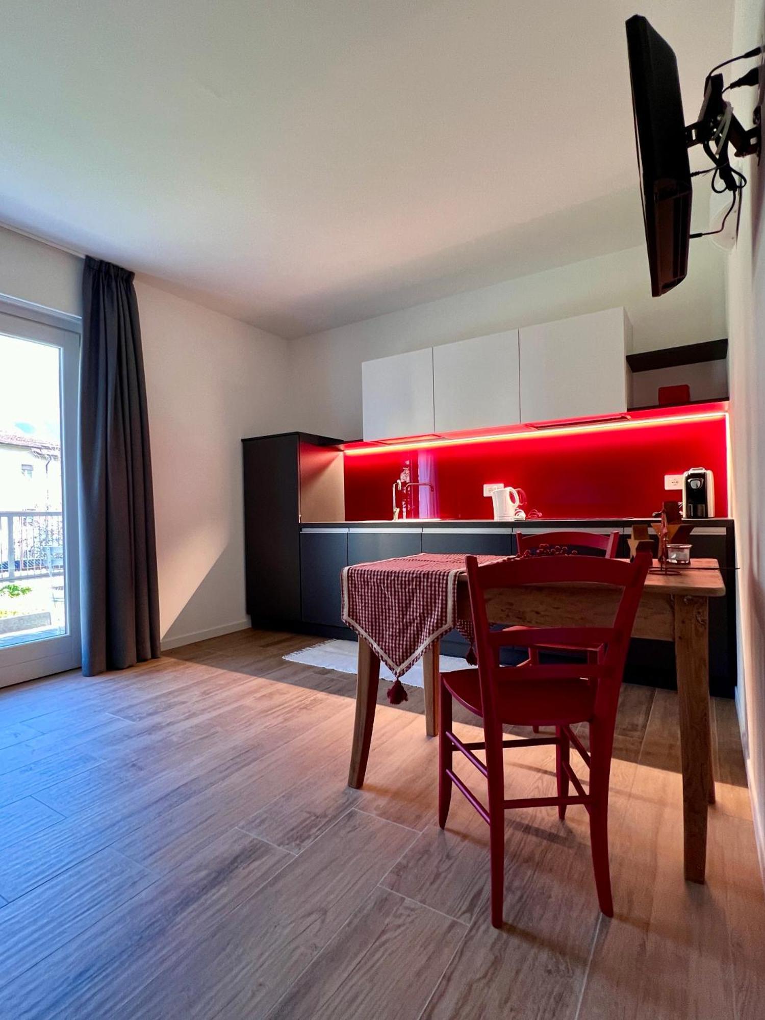 Casa Vacanze La Brenta Chiavenna Buitenkant foto